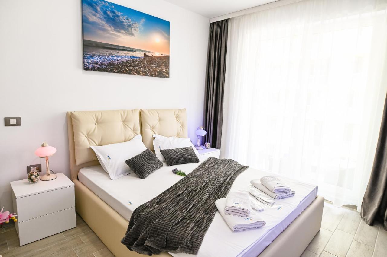 Teemo Beach Apartment, Alezzi Beach Resort Năvodari Exterior foto